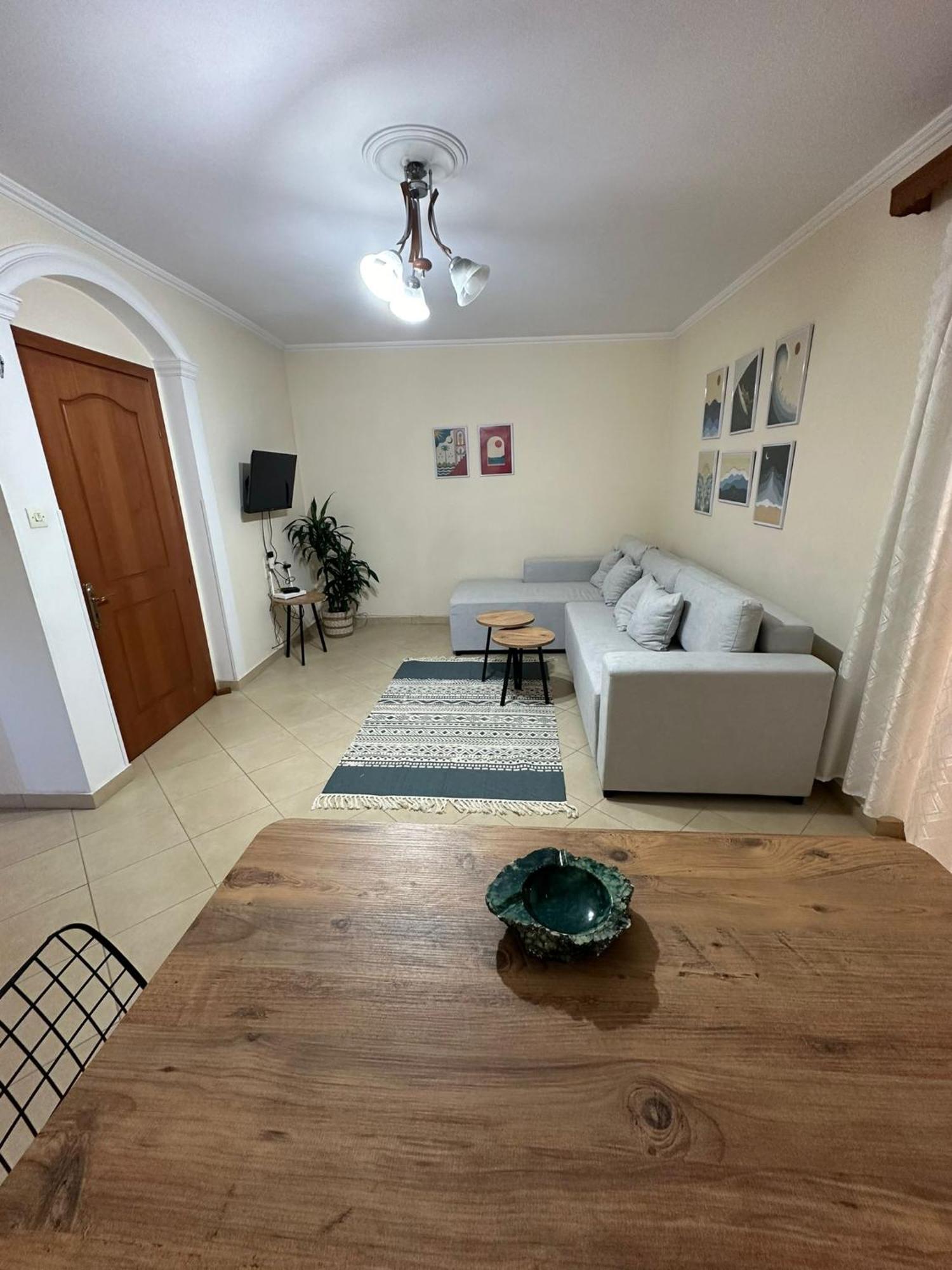 Appartamento Boho Coastal Retreat Sarandë Esterno foto