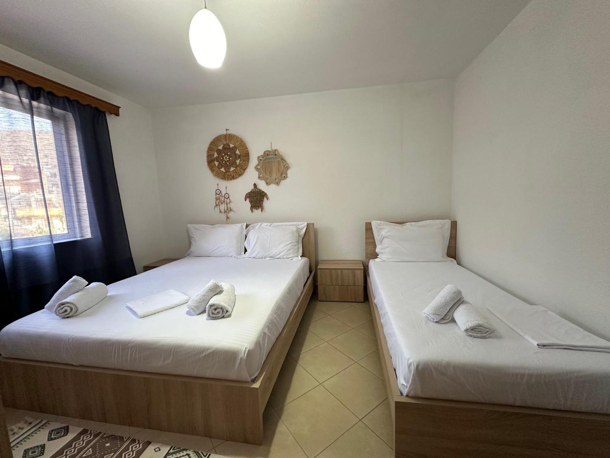 Appartamento Boho Coastal Retreat Sarandë Esterno foto